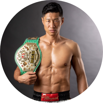 LentePlaatsジムトレーナーの春野剛士様写真